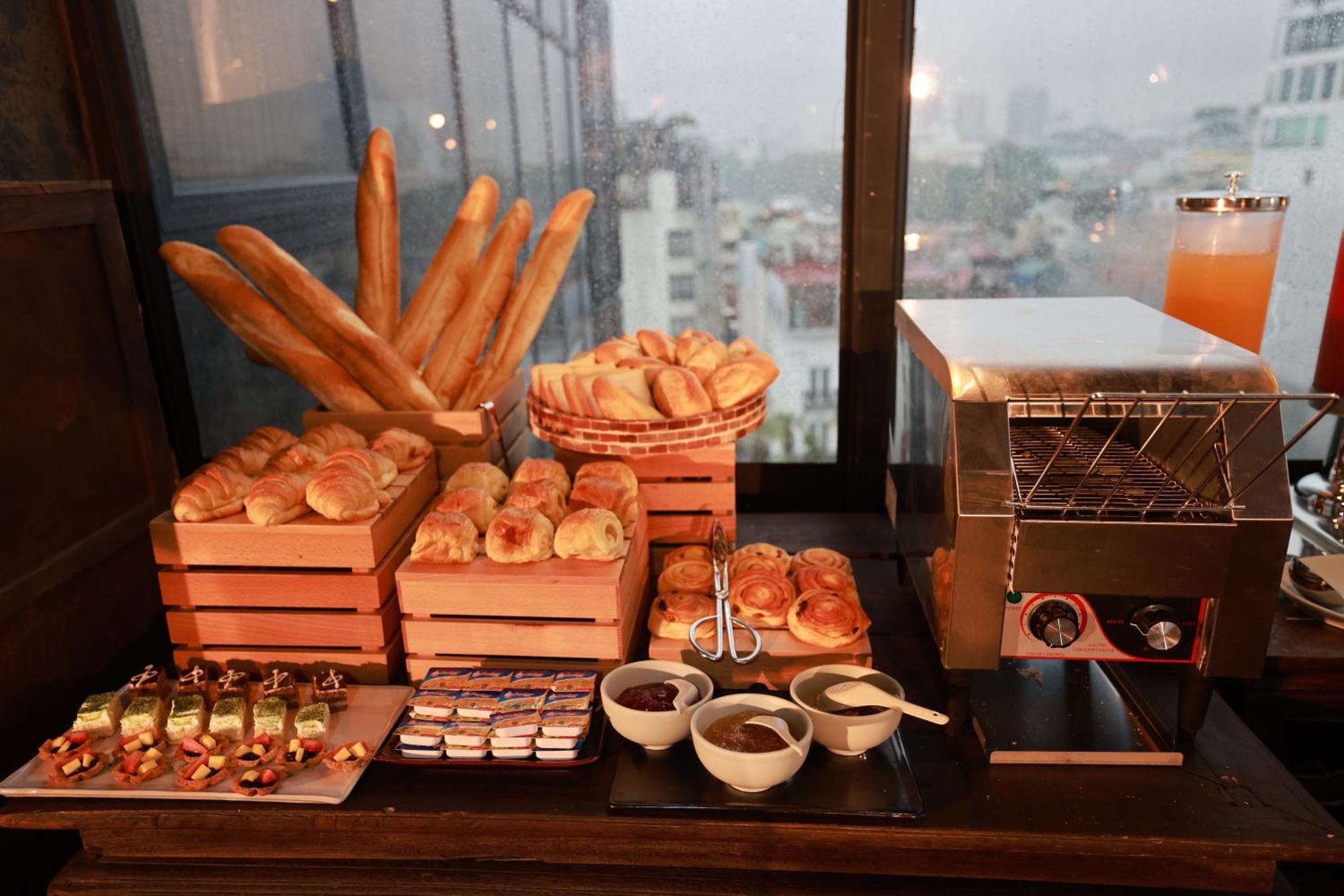 Kecho Legacy Hotel Hanoi & Spa Buitenkant foto