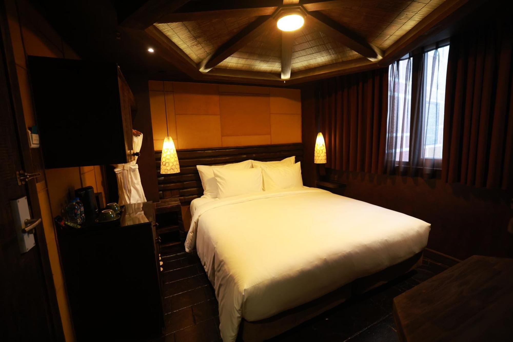 Kecho Legacy Hotel Hanoi & Spa Buitenkant foto